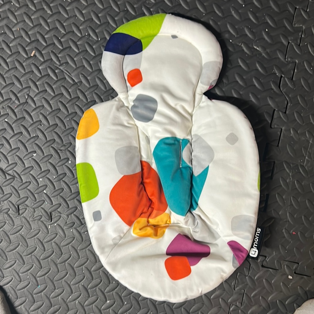 4Moms Mamaroo newborn insert
